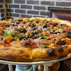 Andolini's Pizzeria Broken Arrow - Combination - yum!