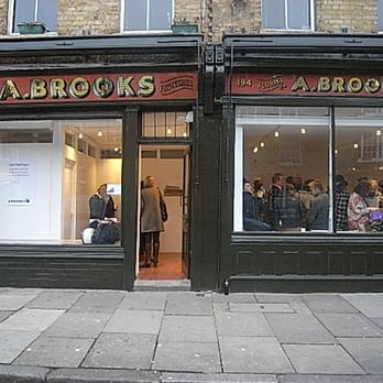 A Brooks Art - Florists Near Me - London, XGL