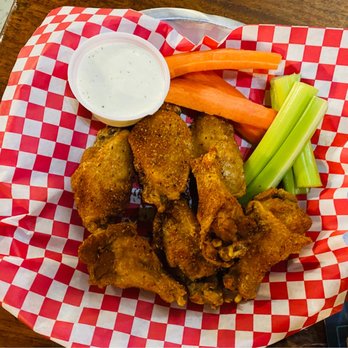 The Dean West - Dry Rub wings - American Near Me - Kremmling, Colorado