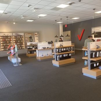 Verizon - Best Customer Karen - Mobile Phones Near Me - Santa Clarita, California Verizon - Best Customer Karen - Mobile Phones Near Me - Santa Clarita, California