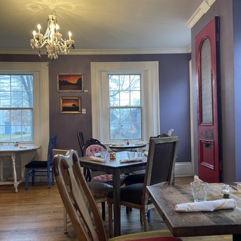 C'est La Vie Bistro - Our dining area - French Near Me - Northborough, Massachusetts C'est La Vie Bistro - Our dining area - French Near Me - Northborough, Massachusetts