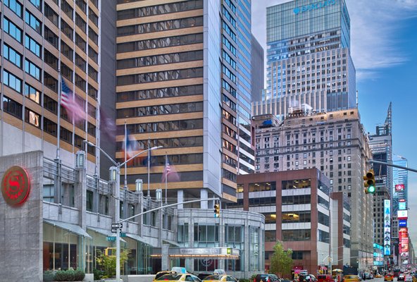 135 W 50th St by null