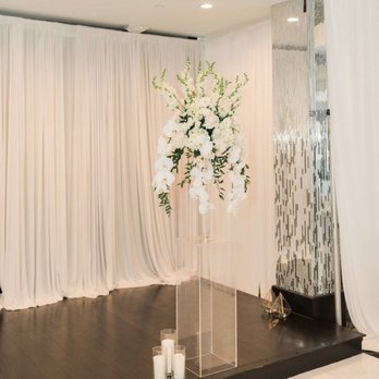 4 Seasons Flowers - Florists Near Me - Los Angeles, California