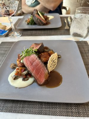 Becca Restaurant & Garden by null