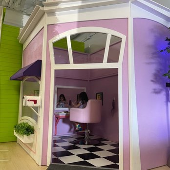Pikopye’s Town - Beauty salad - Indoor Playcenter Near Me - Austin, Texas Pikopye’s Town - Beauty salad - Indoor Playcenter Near Me - Austin, Texas