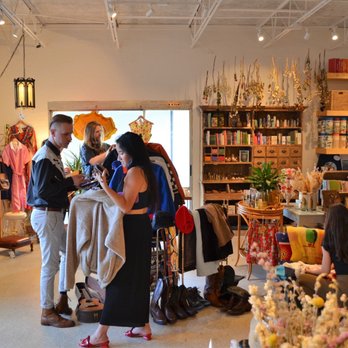 108 vine - Vintage goods at 108 Vine - Coffee & Tea Near Me - Gainesville, Florida