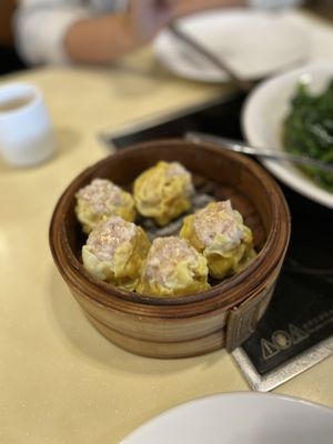 MingHin Cuisine by null
