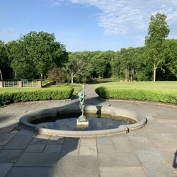 Waveny Park