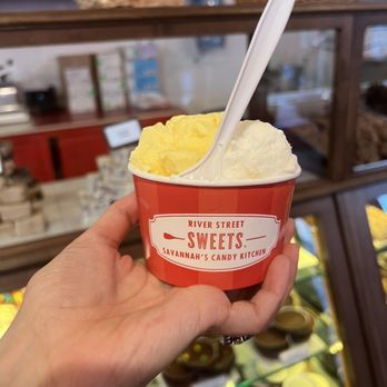 River Street Sweets - Pineapple and Coconut Ice Cream! Very tasty. - Candy Stores Near Me - Kissimmee, Florida River Street Sweets - Pineapple and Coconut Ice Cream! Very tasty. - Candy Stores Near Me - Kissimmee, Florida