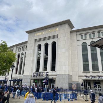 Yankee Stadium - Stadiums & Arenas Near Me - Bronx, New York