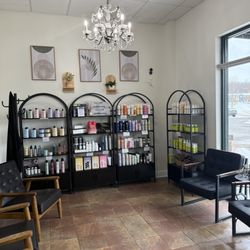 Divine Salon