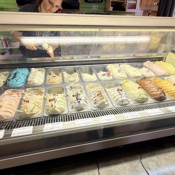 Mike's Place - Flavours - Ice Cream & Frozen Yogurt Near Me - Gibsons, British Columbia Mike's Place - Flavours - Ice Cream & Frozen Yogurt Near Me - Gibsons, British Columbia