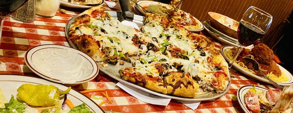 Filippi's Pizza Grotto