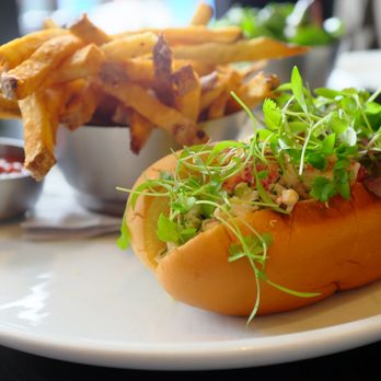 Spencer's at the Waterfront - Nova Scotia Lobster Roll - Modern European Near Me - Burlington, Ontario Spencer's at the Waterfront - Nova Scotia Lobster Roll - Modern European Near Me - Burlington, Ontario