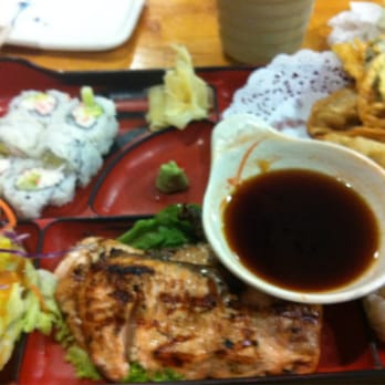 Ichima - Salmon bento combo - Sushi Bars Near Me - Pasadena, California Ichima - Salmon bento combo - Sushi Bars Near Me - Pasadena, California