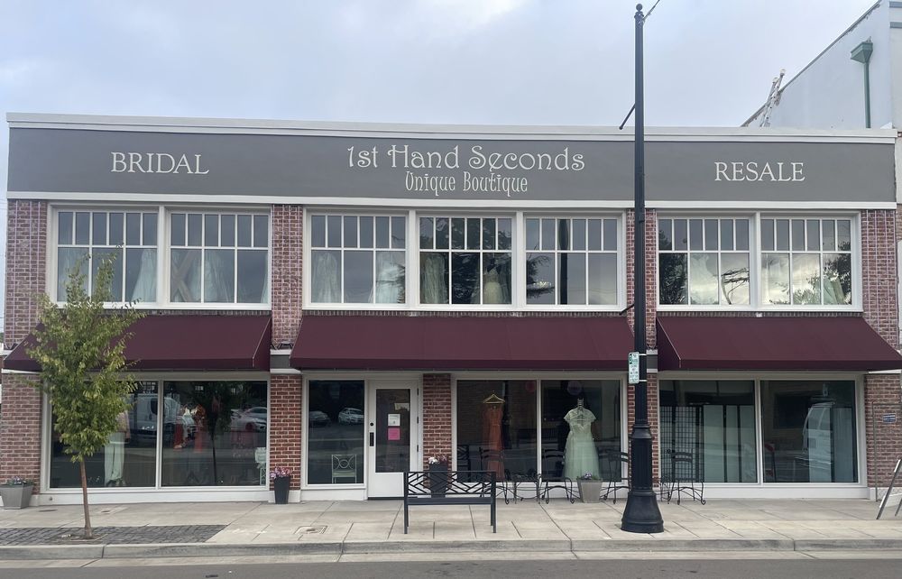 1st Hand Seconds Unique Boutique Logo