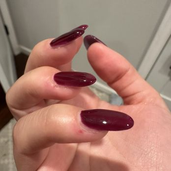 Claremont Nails - Missing polish and the acrylic is on my skin - Nail Salons Near Me - Claremont, California