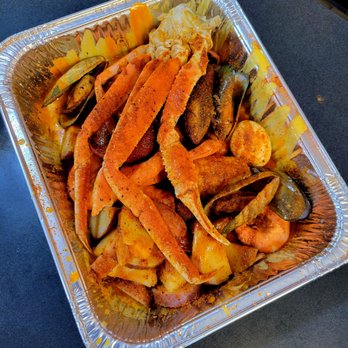 Mad Crab Seafood - Sept 2021: Combo #3 @ $29.95-- Snow Crab, Shrimp, Mussels; Sausage, Corn, Potatoes, & Boiled Egg (So G00d!) - Seafood Near Me - Orlando, Florida