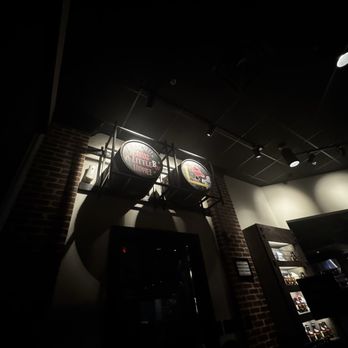 Big Whiskey’s - Sports Bars Near Me - Alabaster, Alabama