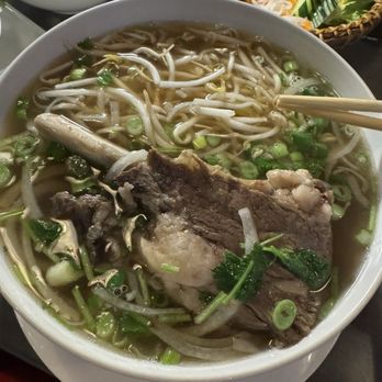 Hen Vietnamese Kitchen and Bar - Vietnamese Near Me - Tinton Falls, New Jersey