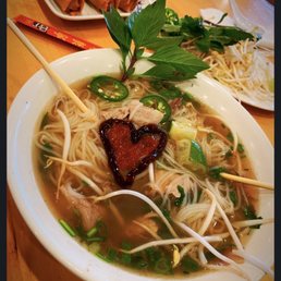 Fat Rice Noodle Soup with Pork Trotters, Crabmeat & Shrimp / Banh Canh Cua Cha Tom Gio Heo