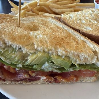 Joe's Dining - The right amount of bacon, lettuce and avocado! Yum!! - Pizza Near Me - Santa Fe, New Mexico