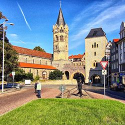 nikolaikirche - Kirche und Torturm (01/2024)