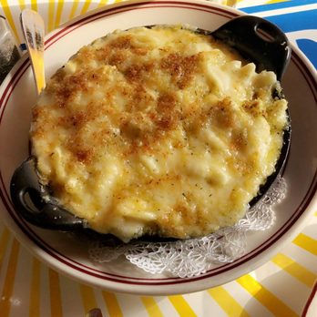 Le Diplomate - Baked Mac & cheese. - Brasseries Near Me - Washington, DC, District of Columbia Le Diplomate - Baked Mac & cheese. - Brasseries Near Me - Washington, DC, District of Columbia