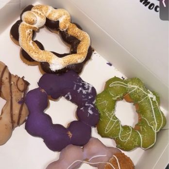 Mochiido - Donuts Near Me - Flushing, New York
