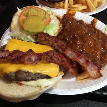 Canada Steak Burger - The 8oz Deluxe Cheese Burger w/ bacon & Chili Cheese Fries - Burgers Near Me - Chula Vista, California