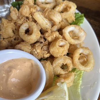Hydro Bar & Grill - Fried calamari - Bars Near Me - Calistoga, California Hydro Bar & Grill - Fried calamari - Bars Near Me - Calistoga, California