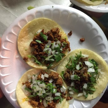 Tacos El Chingon - Street Vendors Near Me - Los Angeles, California Tacos El Chingon - Street Vendors Near Me - Los Angeles, California