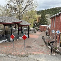 Reeder's Alley