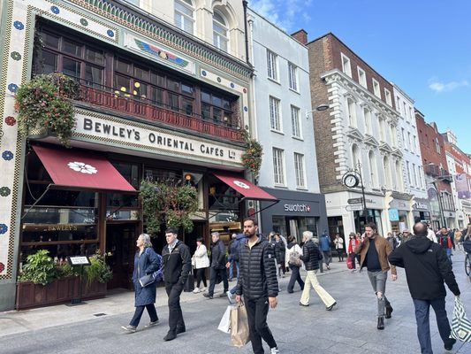 Grafton Street by null