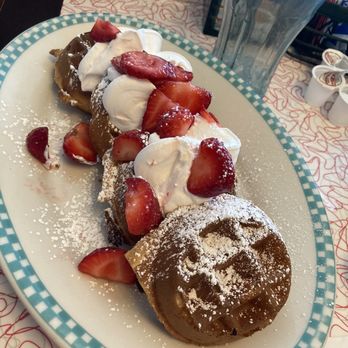Vernon Diner - Strawberries and Cream Waffle - Diners Near Me - Vernon, Connecticut Vernon Diner - Strawberries and Cream Waffle - Diners Near Me - Vernon, Connecticut