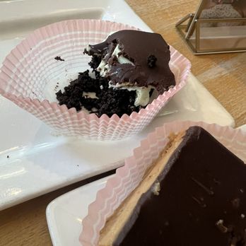 PETUNIA’S PIES & PASTRIES - Updated June 2024 - 983 Photos & 910