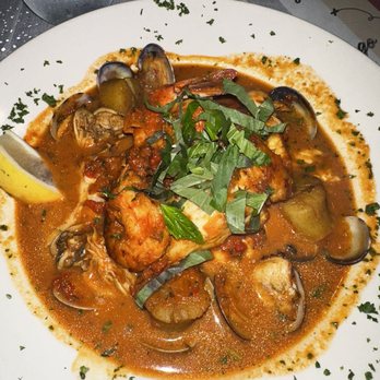 Side Door Cafe - Northwest Seafood Bouillabaisse Northwest Seafood Bouillabaisse - New American Near Me - Gleneden Beach, Oregon Side Door Cafe - Northwest Seafood Bouillabaisse Northwest Seafood Bouillabaisse - New American Near Me - Gleneden Beach, Oregon