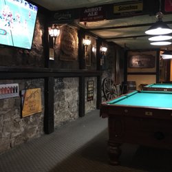 Bear & Kilt - Pool tables