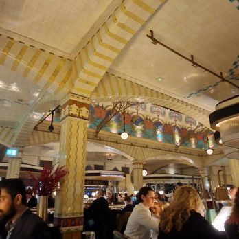 Harrods Food Hall - Cheese Shops Near Me - London, XGL Harrods Food Hall - Cheese Shops Near Me - London, XGL