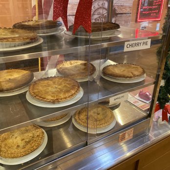 Farm's House - Pie case - Breakfast & Brunch Near Me - Banning, California Farm's House - Pie case - Breakfast & Brunch Near Me - Banning, California