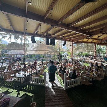 Hale Aloha - View from buffet start - Hawaiian Near Me - Laie, Hawaii Hale Aloha - View from buffet start - Hawaiian Near Me - Laie, Hawaii