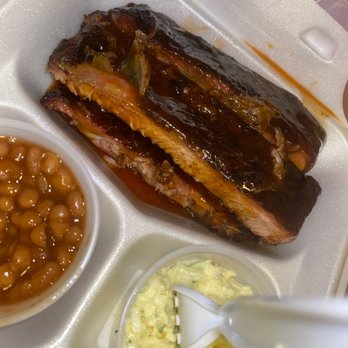 Cozy Corner Restaurant - Barbeque Near Me - Memphis, Tennessee