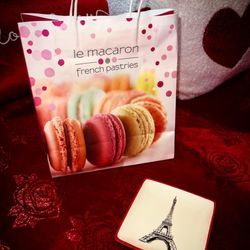 Le Macaron French Pastries