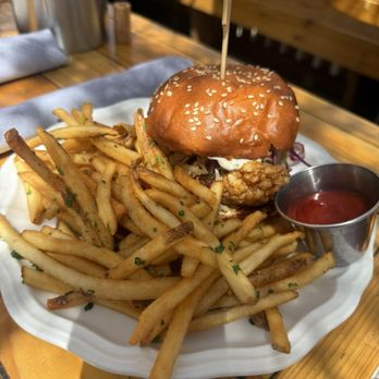 Doto Restaurant - Fried Chicken Sandwich - Coffee & Tea Near Me - Los Angeles, California Doto Restaurant - Fried Chicken Sandwich - Coffee & Tea Near Me - Los Angeles, California