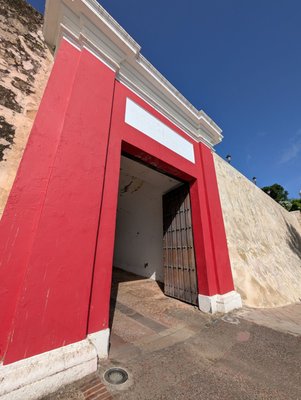 Puerta de San Juan by null