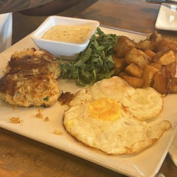 STIR Charlotte - Lobster Crab Cake Breakfast - New American Near Me - Charlotte, North Carolina
