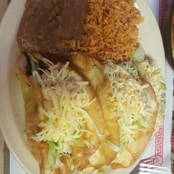 Pancho's II Mexican Restaurant - Deep fried flour tortilla tacos!!!!!