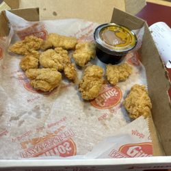 Gino's Pizza & Spaghetti House - pitiful.