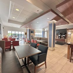 Holiday Inn Express & Suites Rochester Webster - Holiday Inn Express