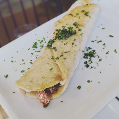 Mamma Khouri's by null